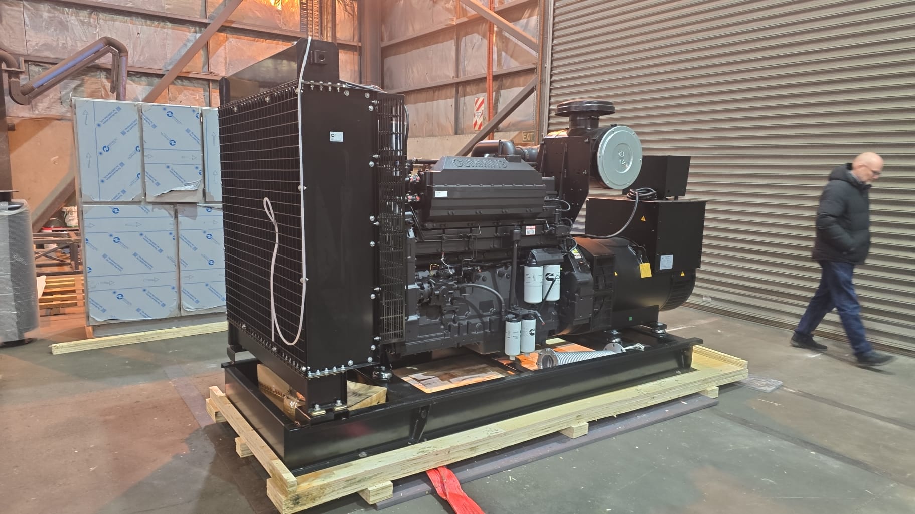 575kva Open Cummins KTA19-G8 (1).jpeg